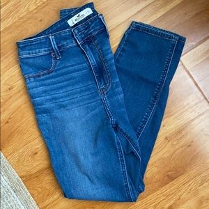 Hollister distressed jeggings